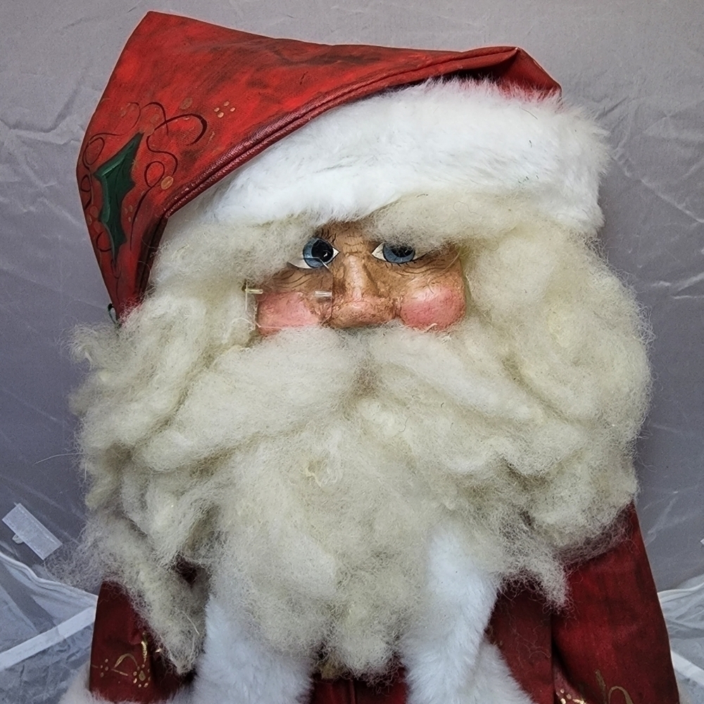 Vintage Shelf Sitter Santa Wood Carved Face Canvas Clothing Hand Painted Xmas - Picture 2 of 13